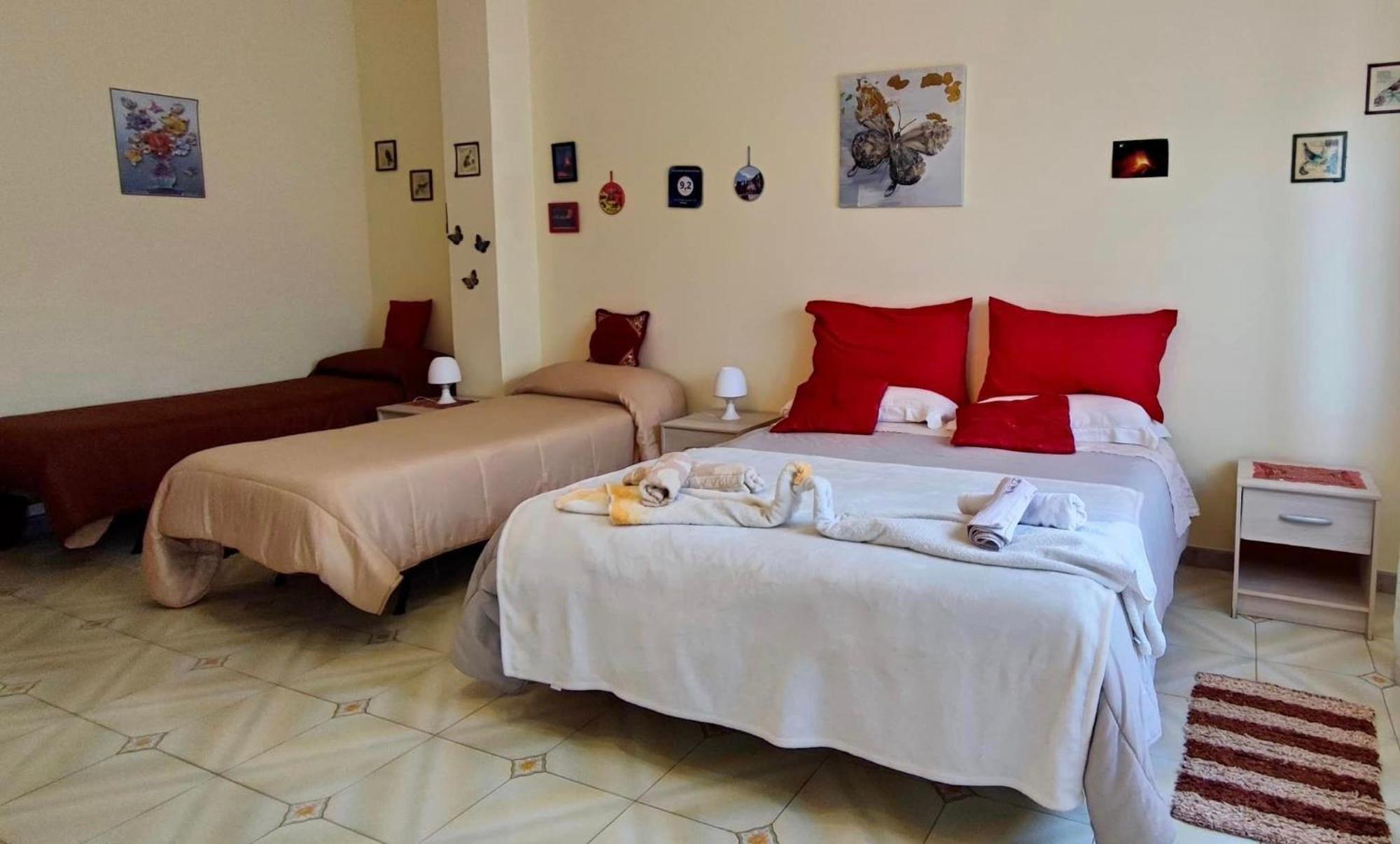 Casa Holiday Sea Etna Di Enza Linguaglossa Exterior foto